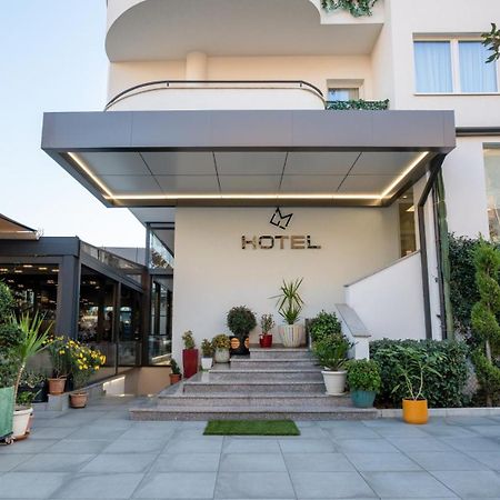 F&M Hotel 2 Tiranë Luaran gambar