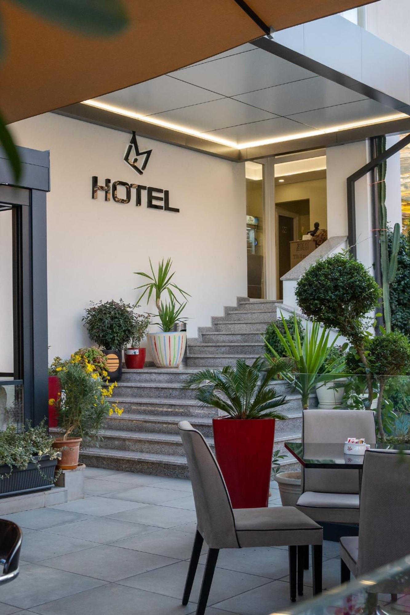 F&M Hotel 2 Tiranë Luaran gambar